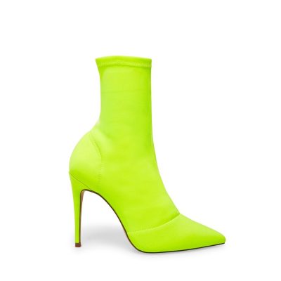 DAFFY YELLOW NEON – SM REBOOTED